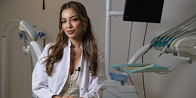 Diş Hekimi Betül Sarı Uyarıyor: Evde Diş Sağlığınızı Korumak İçin Bu 5 Kuralı İhmal Etmeyin!